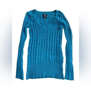 Vintage Y2K American Eagle Outfitters Cable Knit V-Neck Sweater